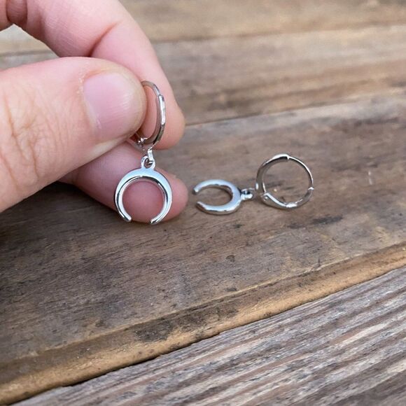 Crescent Moon Huggie Hoop Earrings White Gold Silver Dangle Drop Celestial Boho - Picture 2 of 4